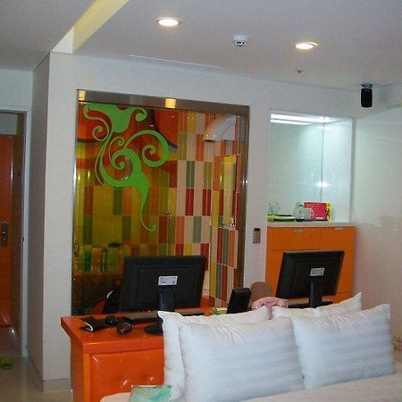 R Hotel Seoul Bagian luar foto